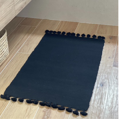 Tapis de bain en coton avec pompons - Blanc et Noir unis